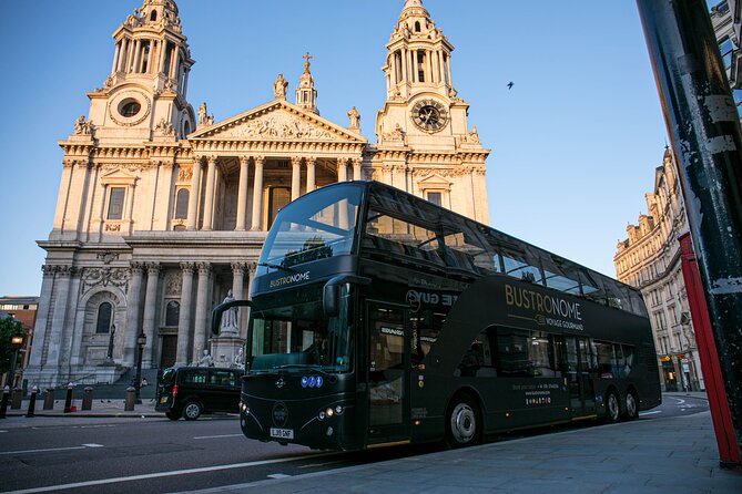 London Scenic Lunch Tour: A Gastronomic Adventure - Getting to Embankment and choosing your seat