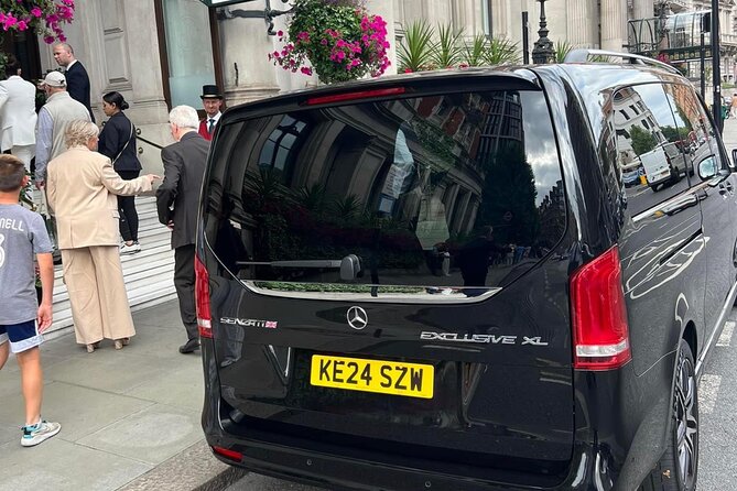 London sightseeing tour with a chauffeur driver - British Museum and Covent Garden, where you can slow down without losing time