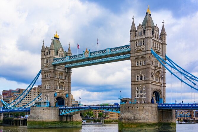 London Sightseeing Walking Tour with 30+ sights - Lunch and pacing: what 5 hours really feels like