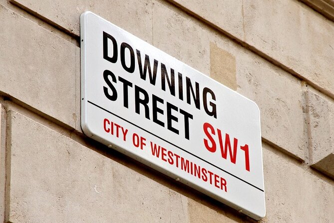 London Sightseeing Walking Tour with 30+ sights - Value math: why this tour costs so little, and how to get the most out of it