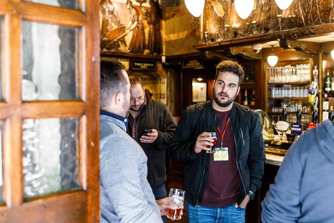London Small Group Tour of Historical Pubs - Key highlights to look for