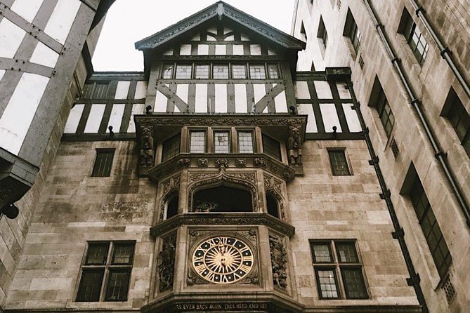 London Soho District Guided Walking Tour Semi-Private 12ppl Max - Carnaby Street fashion hits, and why it works as a pause