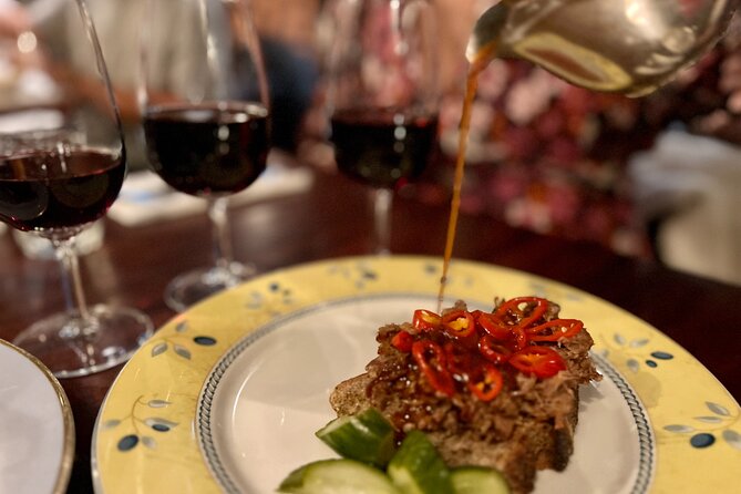London Soho Food Tour with 7+ Tastings of Delicious Hidden Gems - The Gin and Pub Drinks: Fun for Drinkers, Reality Check for Everyone Else