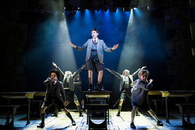 London Theatre: Matilda The Musical - Seats and your viewing experience, why “back row” can be a letdown