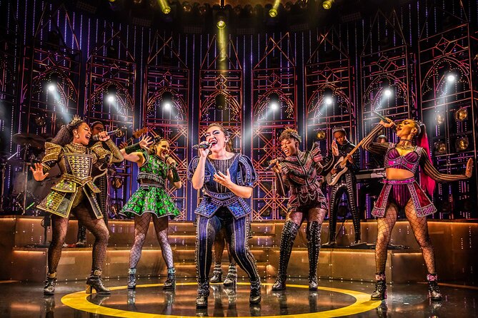 London Theatre: SIX The Musical - Should You Book SIX at the Vaudeville Theatre?