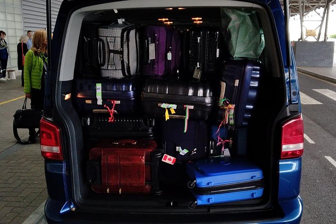 London to Southampton Cruise Terminals Private Minivan Transfer - The ride itself: comfort, clean vehicles, and luggage help