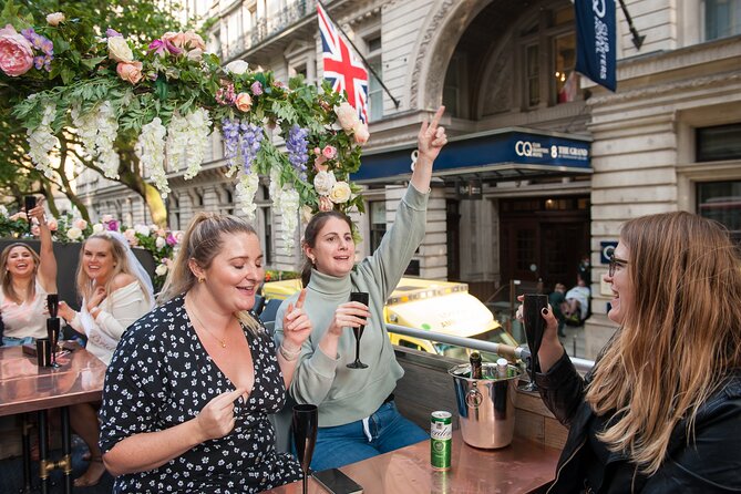 London Tootbus Bar Bus Sunset Tour with Drinks - St Paul’s Cathedral: when culture and major events come into view
