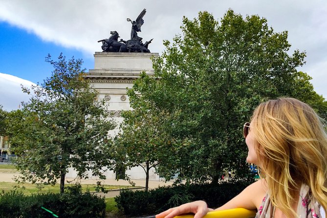 London Tootbus Hop-on Hop-off (Optional Thames Cruise) - Trafalgar Square, Whitehall, Parliament Street, and Covent Garden
