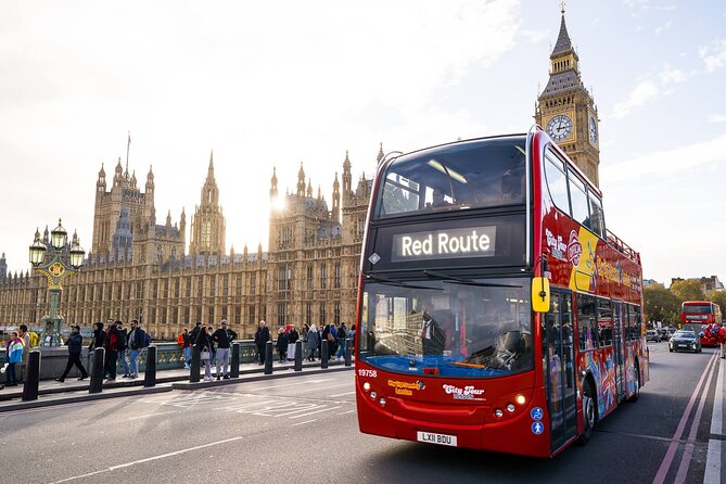 London Tour Hop-on Hop-off Bus with Optional Thames River cruise - Hyde Park, Marble Arch, and the Speakers Corner area