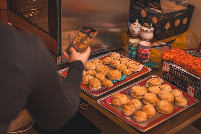 London Traditional English Scone Making and Tea Workshop - Rolling, shaping, and baking: what you do and what to watch for