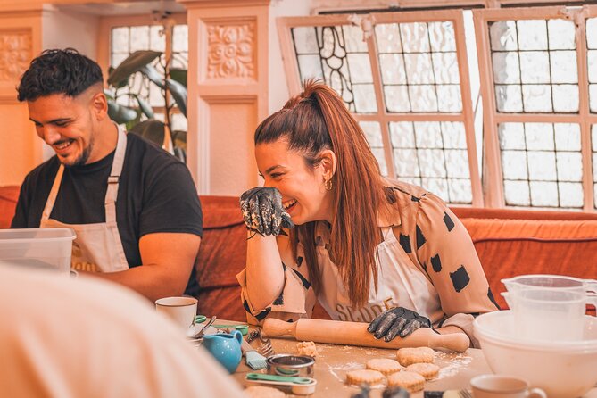 London Traditional English Scone Making and Tea Workshop - Tea, jam, and clotted cream: making the taste lesson count