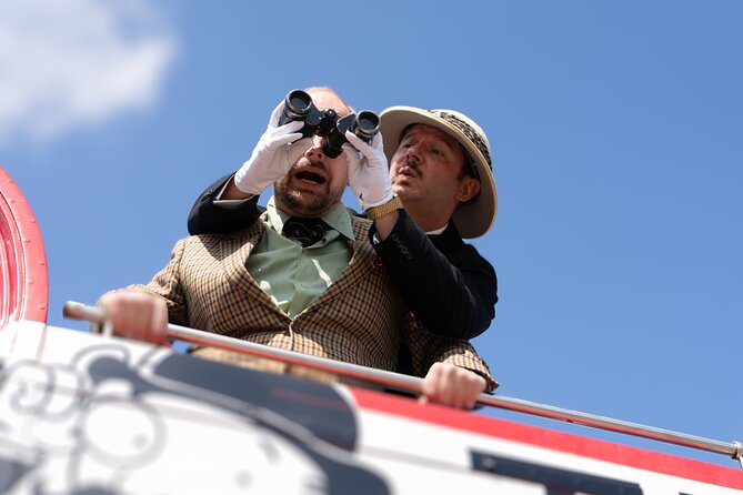 London Vintage Bus Tour: Live Comedy Sightseeing Show - Key takeaways before you board