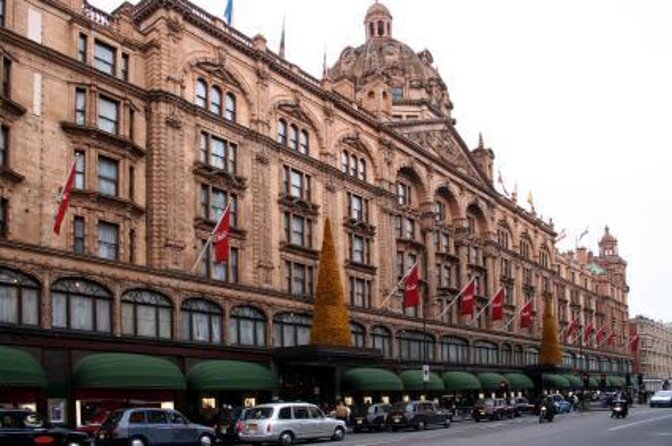 London Vintage Bus Tour with Cream Tea at Harrods - The Thames Cruise: Sit, Look, and Let London Move