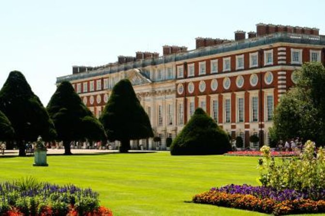 London, Windsor Castle, Hampton Court Palace with Free Snack Pack - Key Highlights You Should Actually Care About