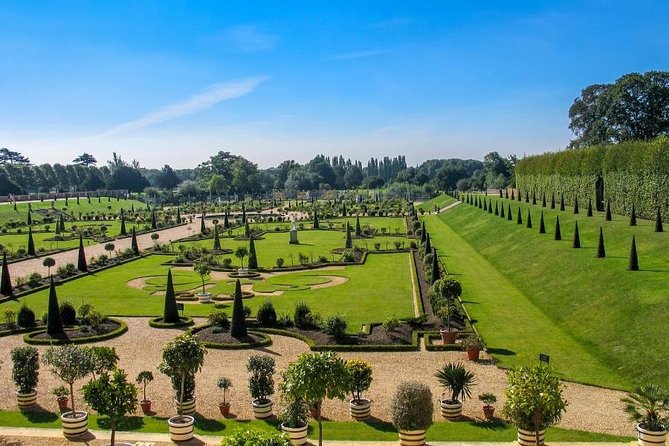 London, Windsor Castle, Hampton Court Palace with Free Snack Pack - Snack Pack and Food Reality Check
