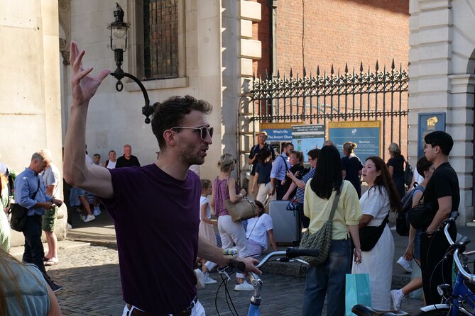Love London Bike Tour - Hyde Park to Soho, with Carnaby Street and Shopping Lanes