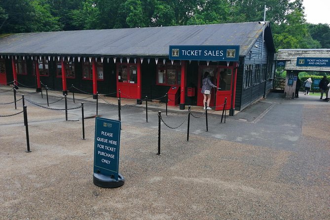 Luxury Private Day Hire from & to London via Dover & Leeds Castle - Leeds Castle in One Afternoon: Queens, Henry VIII, and Big Grounds