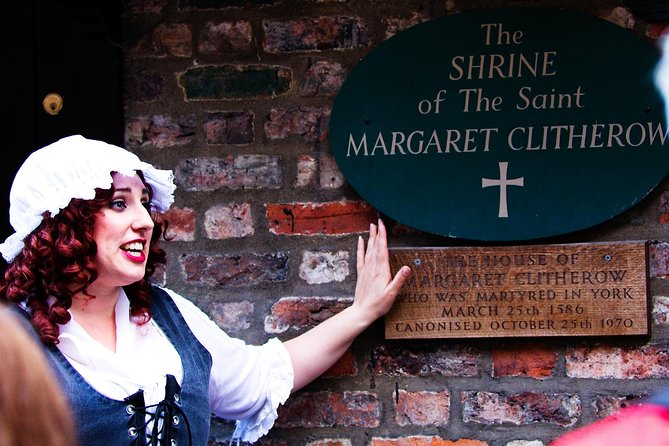 Mad Alice’s The Bloody Tour of York -Best Tour Award Europe - Clifford’s Tower and the William the Conqueror tragedy frame