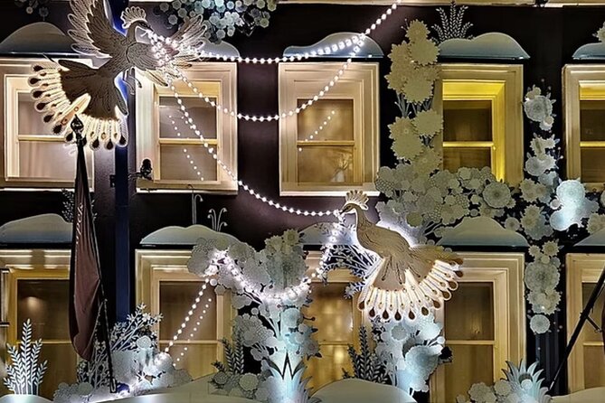 Magical London Christmas Lights Walking Tour with a Londoner - Meeting at Clermont London, Then Strolling to Carnaby Street