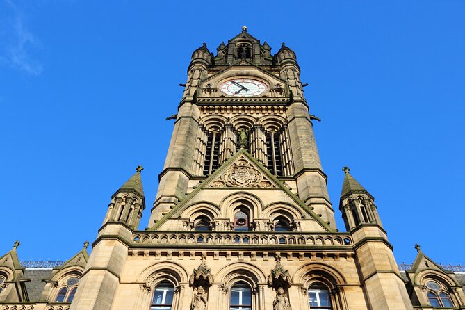 Manchester Scavenger Hunt and Highlights Self-Guided Tour - The 10+ Outdoor Stops: How the Puzzles Lead You