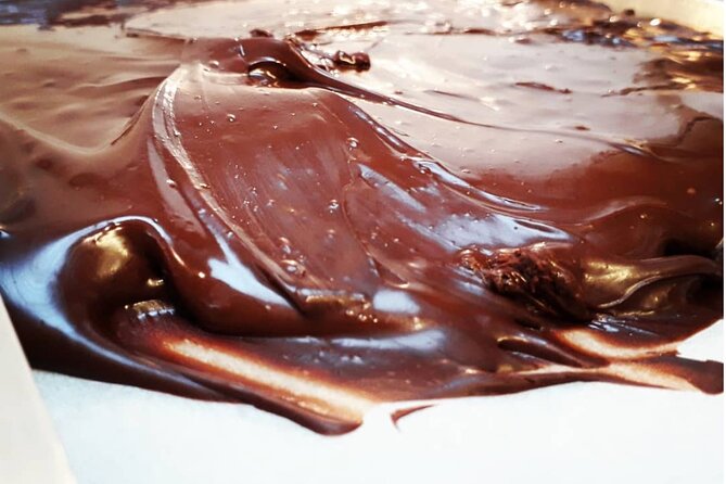 Melt's Amazing Bonbons making in Notting Hill - Learning and tasting: how the chocolatier turns candy into craft