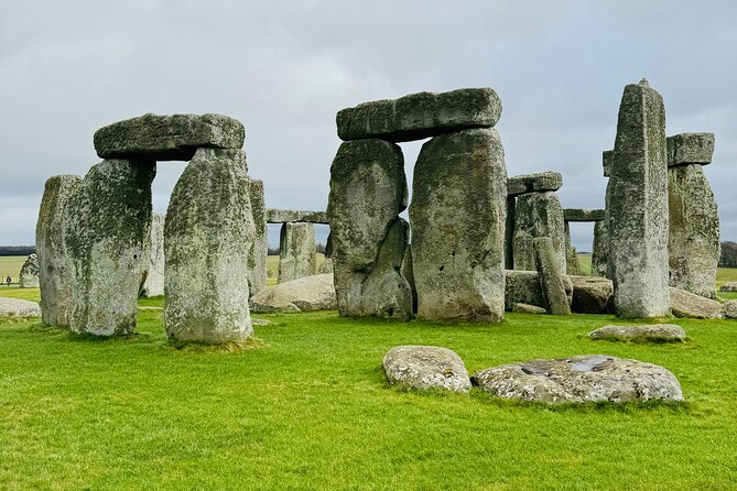 Minibus from Southampton to London, Direct or via Attractions - The minibus comfort: small group, big relief