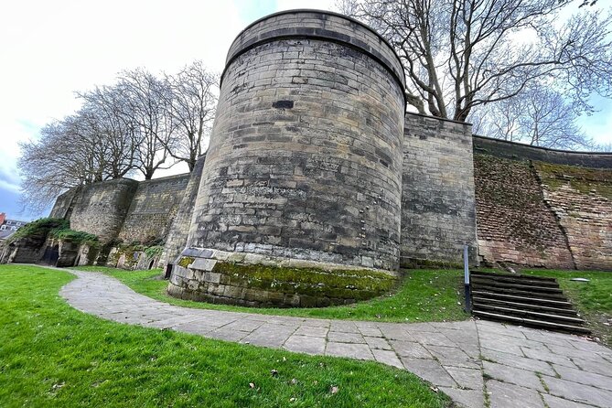 Nottingham and Robin Hood Private Guided Walking Tour - How this private Nottingham walk is built for real understanding