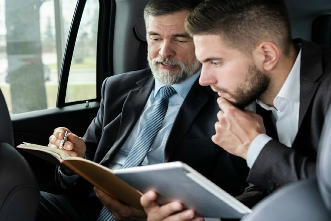 Nottinghamshire to London Heathrow Airport (LHR) Luxury Transfers - Who this transfer fits best in real life