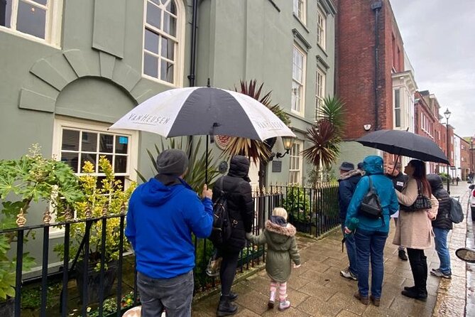 Old Portsmouth Historical Walking Tour - an infernal den of Diabolical Demons - Shoes, weather, and the practical stuff that affects your comfort