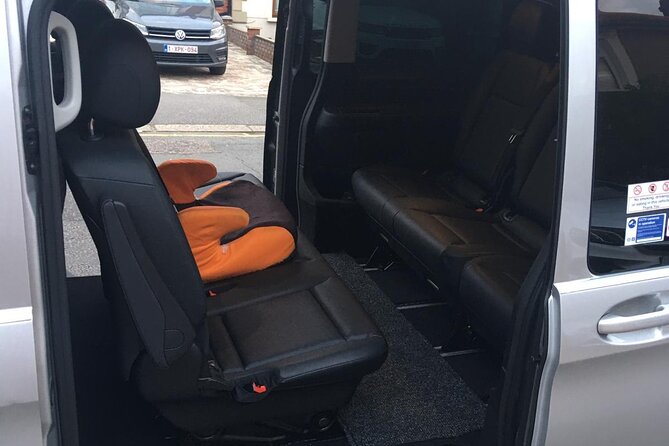One Way Taxi Transfer from Gatwick Airport to London - Where you should expect to land: drop-off inside London vs outside it