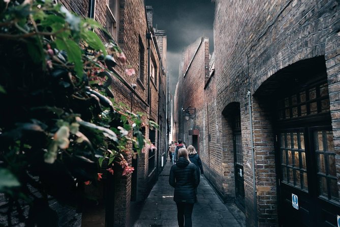 Original Harry Potter Locations Tour - Guided Tour of London - The short Underground journey, and what you should carry