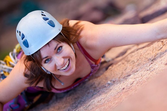 Outdoor Rock Climbing Taster Day in Peak District - Key things I’d clock before you go