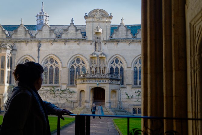 Oxford: 90 minute Architectural & Historical Highlights Tour - Exeter College and Lincoln College: Chapels, Cardinals, and Notable Names