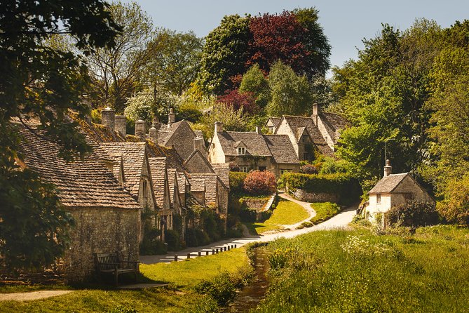 Oxford and Traditional Cotswolds Villages Small-Group Day Tour from London - Timing Traps to Avoid: Crowds, Short Stops, and Route Changes