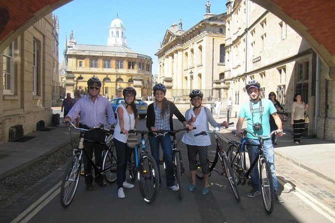 Oxford Bike Tour with Student Guide - Broad Street meet-up, helmets, and the small-group rhythm
