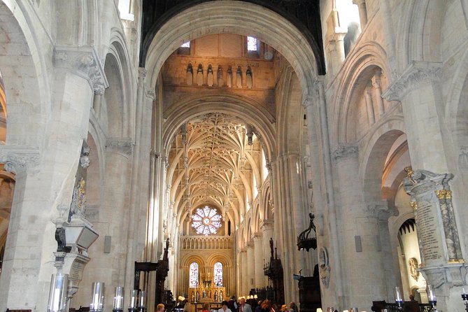 Oxford & Cambridge Universities Tour - Oxford and Cambridge together in one 10.5-hour day