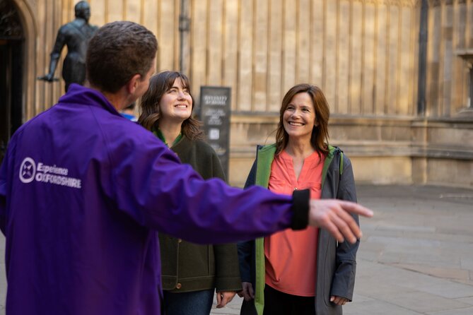 Oxford: Official CS Lewis and JRR Tolkien Walking Tour - Start on Broad Street, with a small group pace