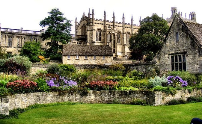 Oxford Private Guided Walking Tour - The Value Math: $384.08 Per Group, Up to 6, With Guide Time Included