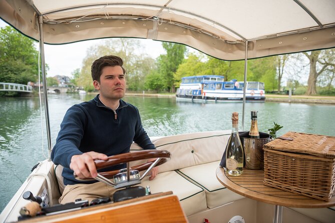 Oxford Sightseeing River Cruise Along The University Regatta Course - Price and Value: About $29 for a Guided River Experience