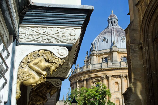 Oxford: Stories, Secrets & Sights Walking Tour with a local - Stop-by-stop Oxford: traditions, theatres, bridges, and libraries