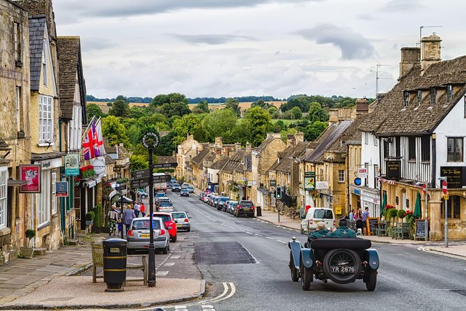 Oxford, Stratford, Cotswolds & Warwick Castle Tour from London - Stratford-upon-Avon and Shakespeare’s Birthplace: One Hour That Matters