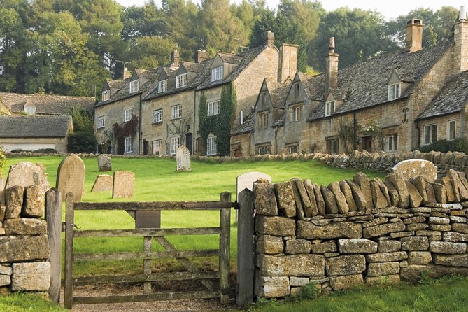 Oxford: to Cotswolds (Half Day) - Burford: Honey-Stone High Street and St John the Baptist