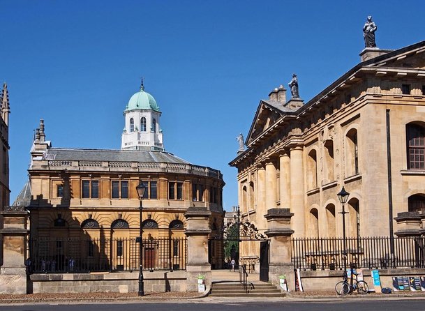 Oxford Walking Tour - Discover its University and Traditions - Key things to know before you start