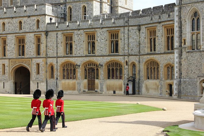 Oxford, Windsor and Eton - Day Tour from Brighton - Oxford on foot: the university highlights that feel like movie sets