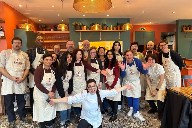 Pasta Making with Unlimited Prosecco in London's West End - A Real Look at Italian Pasta Traditions