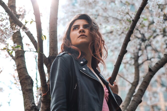 Photoshoot in London with Professional Photographer - Tower Bridge to your next photo spot: what you can expect on location