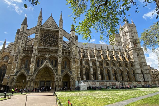 Priority Access Tour of Westminster Abbey with London Eye option - Price and Scheduling: Is $111.12 a Good Deal?
