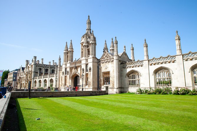 Private 2-Hour Cambridge Walking Tour With University Alumni Guide - Price and group size: what $104.17 buys you