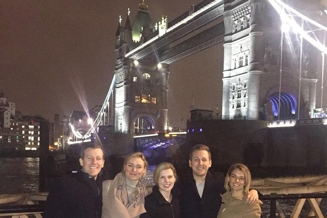 Private 2-Hour Night Tour of London in an Iconic Black Cab - How the 2-hour route is paced for night photos