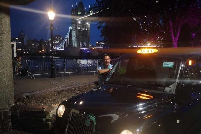 Private 2-Hour Night Tour of London in an Iconic Black Cab - Stop 4: Southwark Anglican Cathedral, worship on the same site for a thousand years